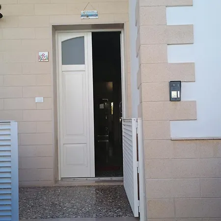 Lucilla's House Lido Marini